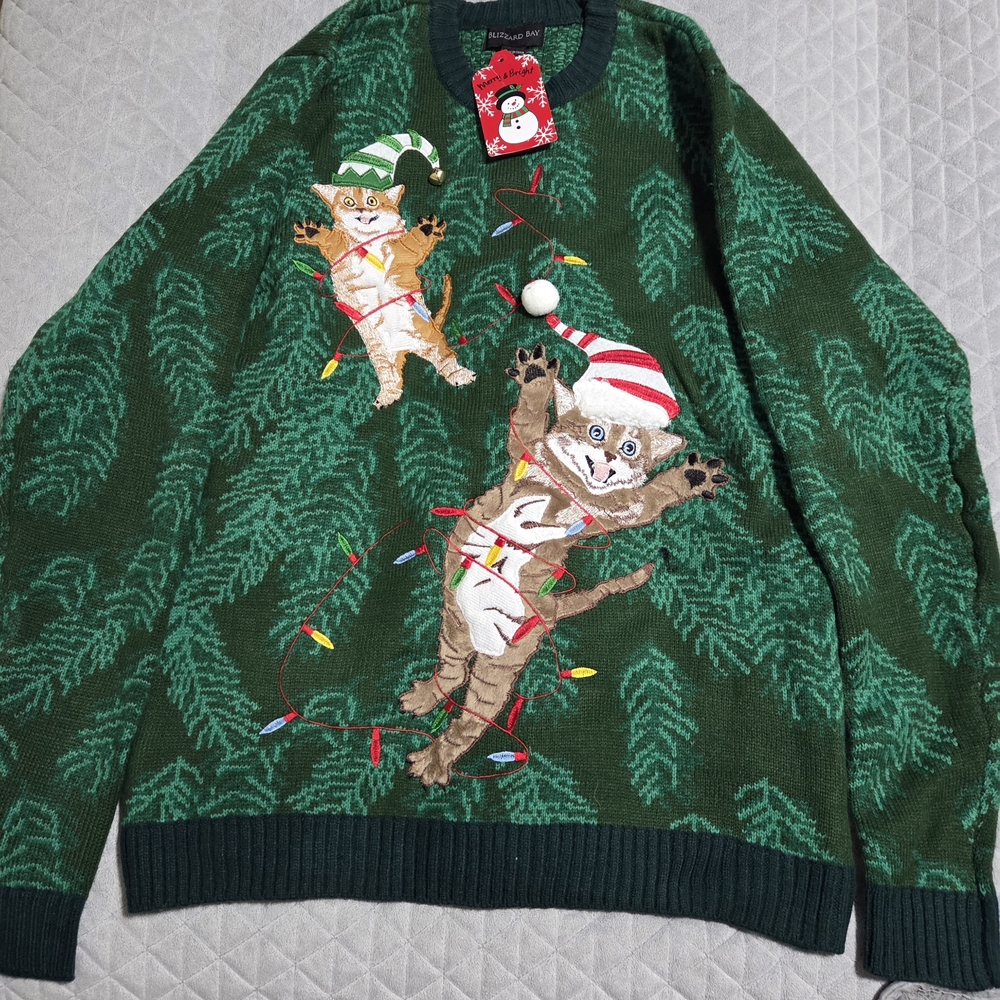 Men's Green Holiday Cat Crewneck Sweater – Novelty Knit Pullover